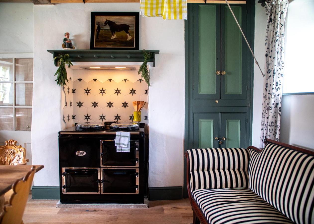 Country Cottage With Spa, Catering, Gardens, Nature Reserve Walks - Free Parking, Self Checkin Scunthorpe Eksteriør bilde