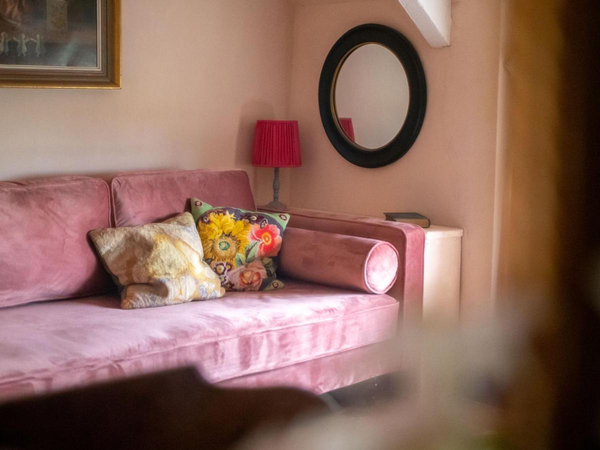 Country Cottage With Spa, Catering, Gardens, Nature Reserve Walks - Free Parking, Self Checkin Scunthorpe Eksteriør bilde