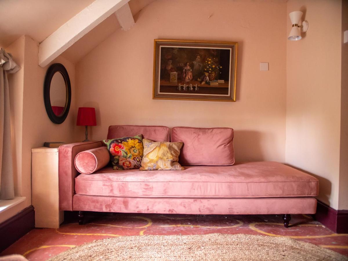 Country Cottage With Spa, Catering, Gardens, Nature Reserve Walks - Free Parking, Self Checkin Scunthorpe Eksteriør bilde