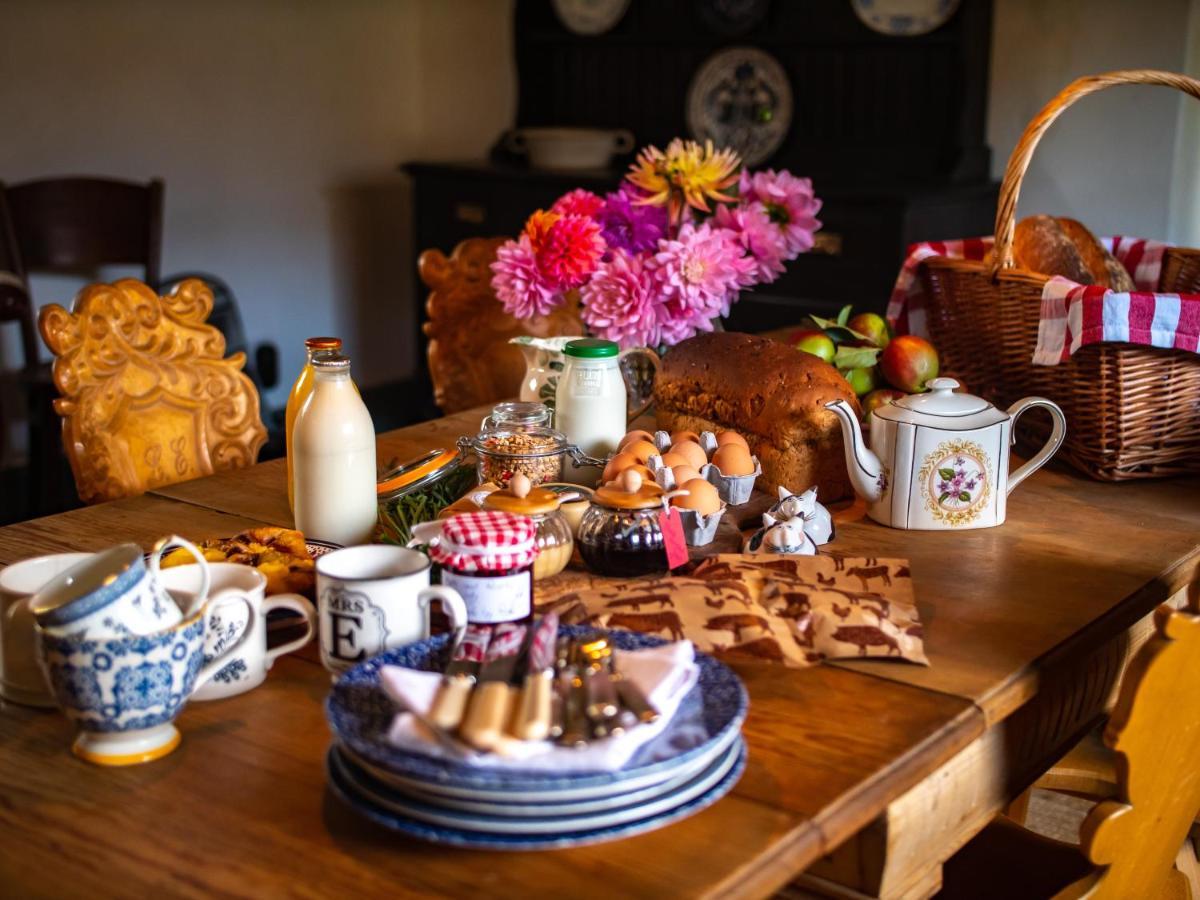 Country Cottage With Spa, Catering, Gardens, Nature Reserve Walks - Free Parking, Self Checkin Scunthorpe Eksteriør bilde